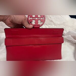 Classic red Miller clutch